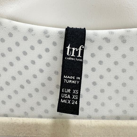 Zara Polka Dot Mini Wrap Romper White Black Ruffle Viscose Long Sleeve XS - Picture 4 of 12